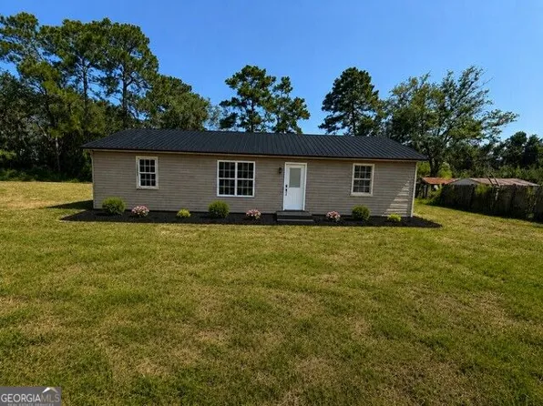 81 Daphney Ln, Statesboro, GA 30458
