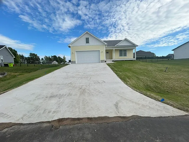 4499 Lamarche Cir — Photo 25