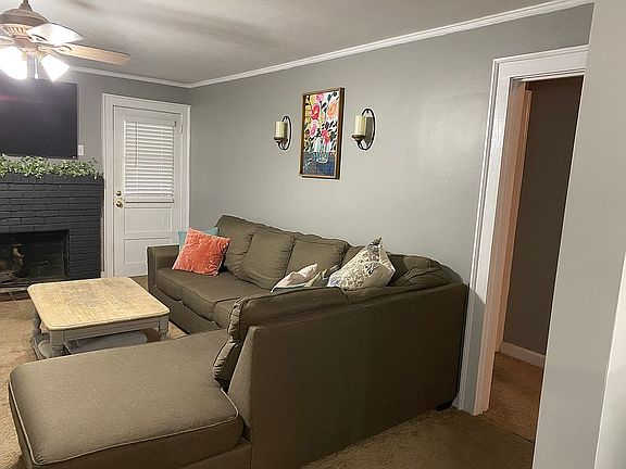 4th image of 506 W Alden Ave