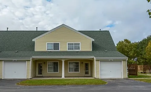 Riverside Townhomes Photo 1