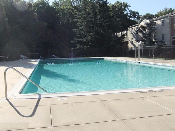 4th image of 870 College Pkwy APT 201
