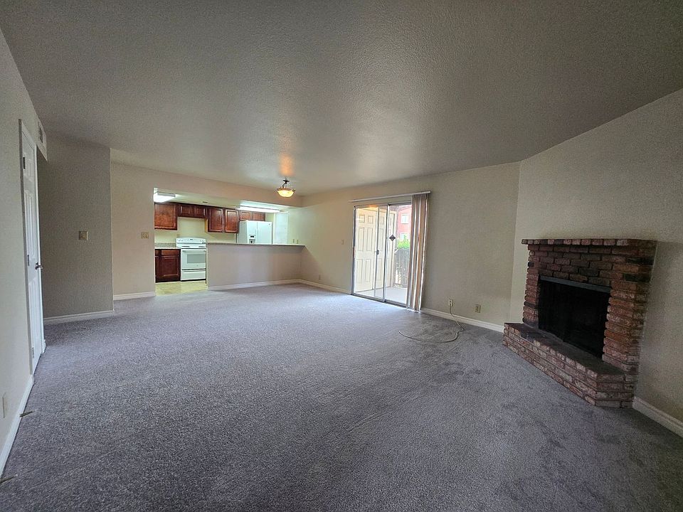 1st image of 5360 Indian River Dr Unit 253