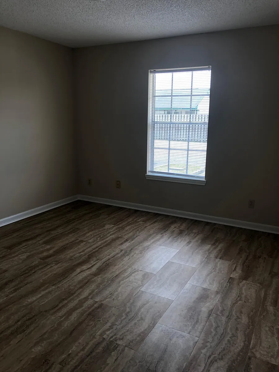 Building Photo - 1508 Dehart Dr