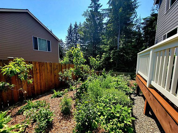 3rd image of 6503 Foxtail Pl NW