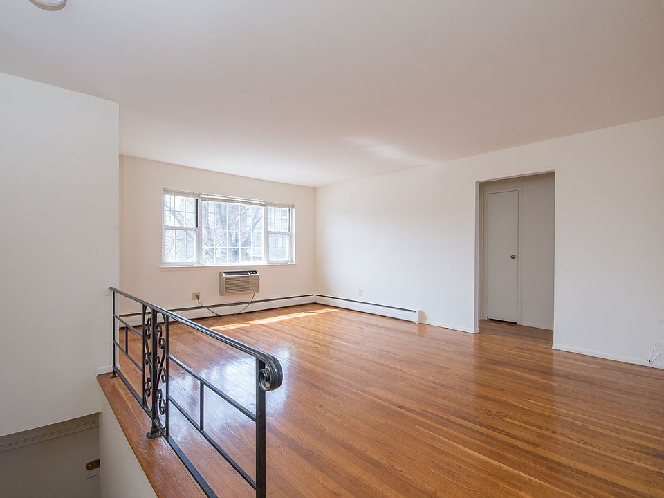 OAK TERRACE 7 S Lake Dr Hackensack NJ Zillow