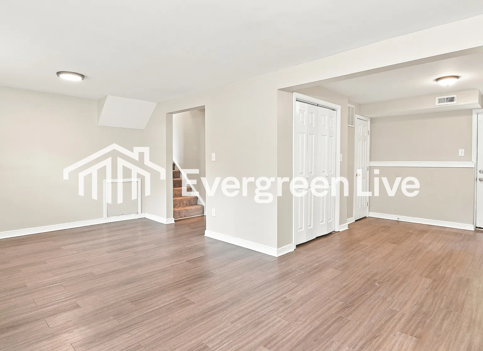 3 bed, 2.5 bath, 1568 sqft, $2,095 — Photo 3