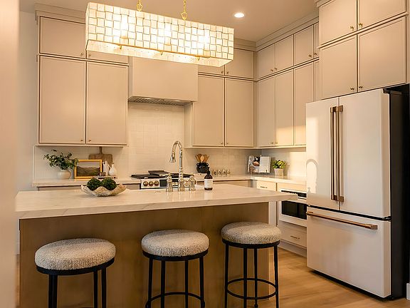 5th image of 2189 E Grinnel Ln S #6