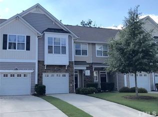 204 Suffolk Green Ln, Morrisville, NC 27560