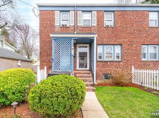 698 Tilden Ave, Teaneck, NJ 07666