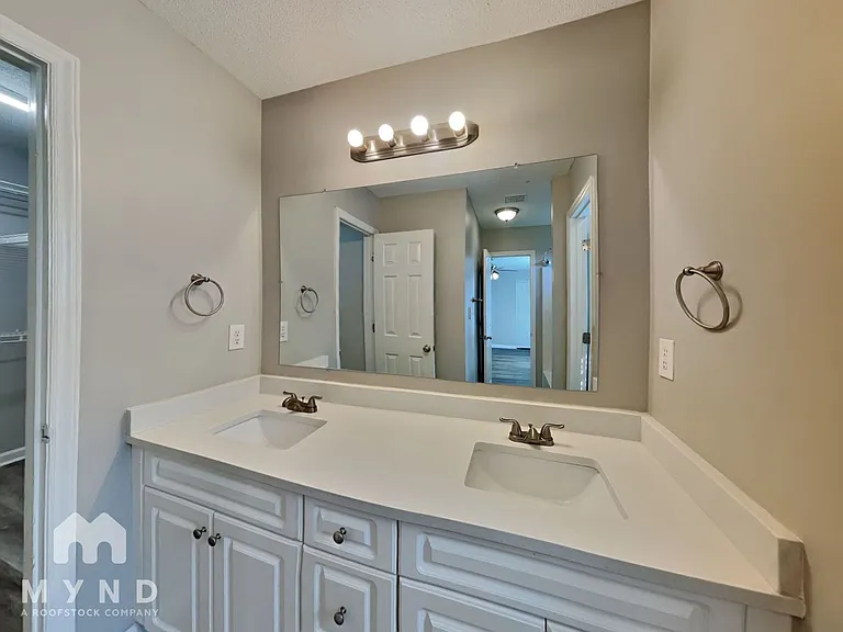 25 Kyle Dr — Photo 14