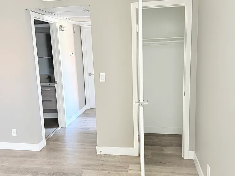 11040 Hesby St #210 — Photo 9