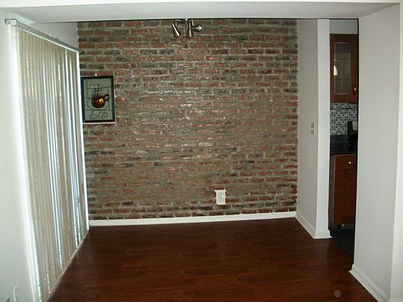 3rd image of 7 Fernwood Dr #K