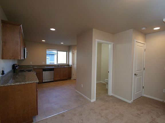 4th image of 16503 6th Ave W APT C-3