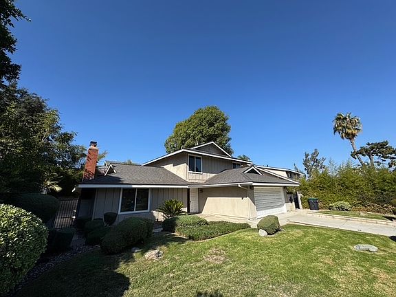 4th image of 14970 Sandalwood Ln