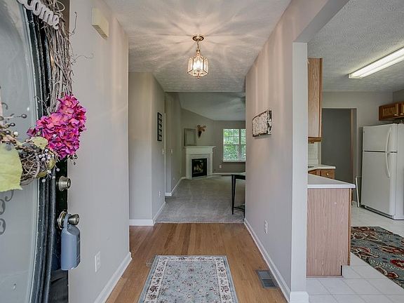2nd image of 6207 Huntcliff Dr