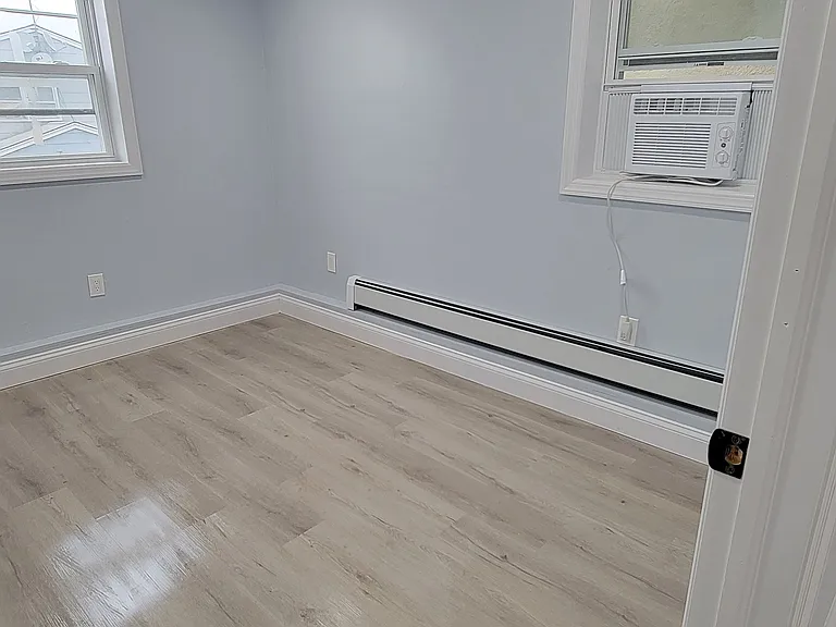 124 Leonard St #2 — Photo 11