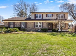 1613 Caliper Dr, Troy, MI 48084