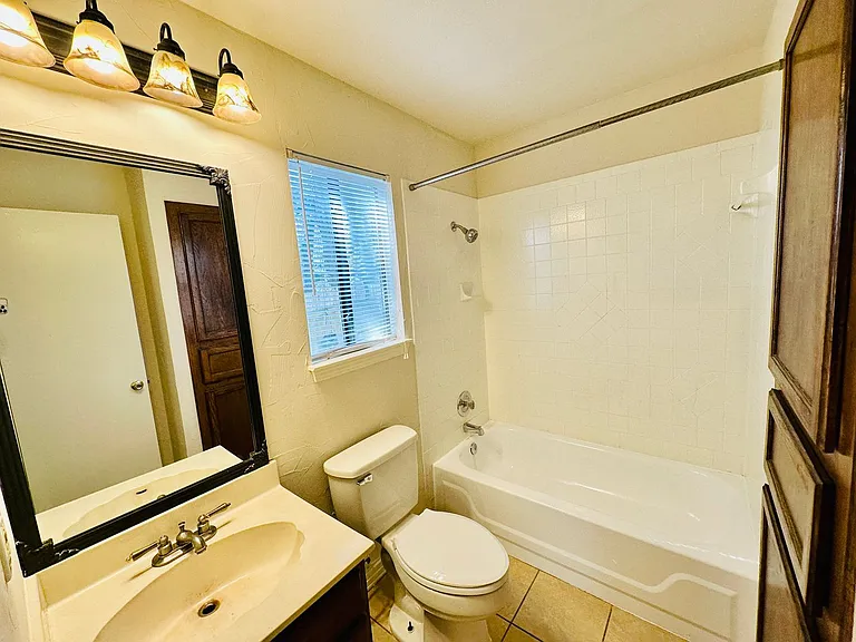6810 Deatonhill Dr #116-7 — Photo 18