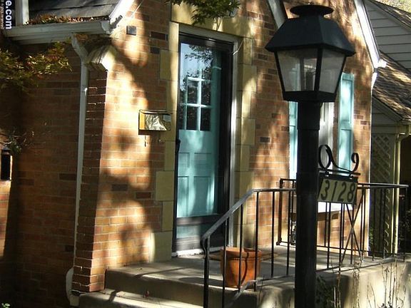 2nd image of 3128 Alden Ave