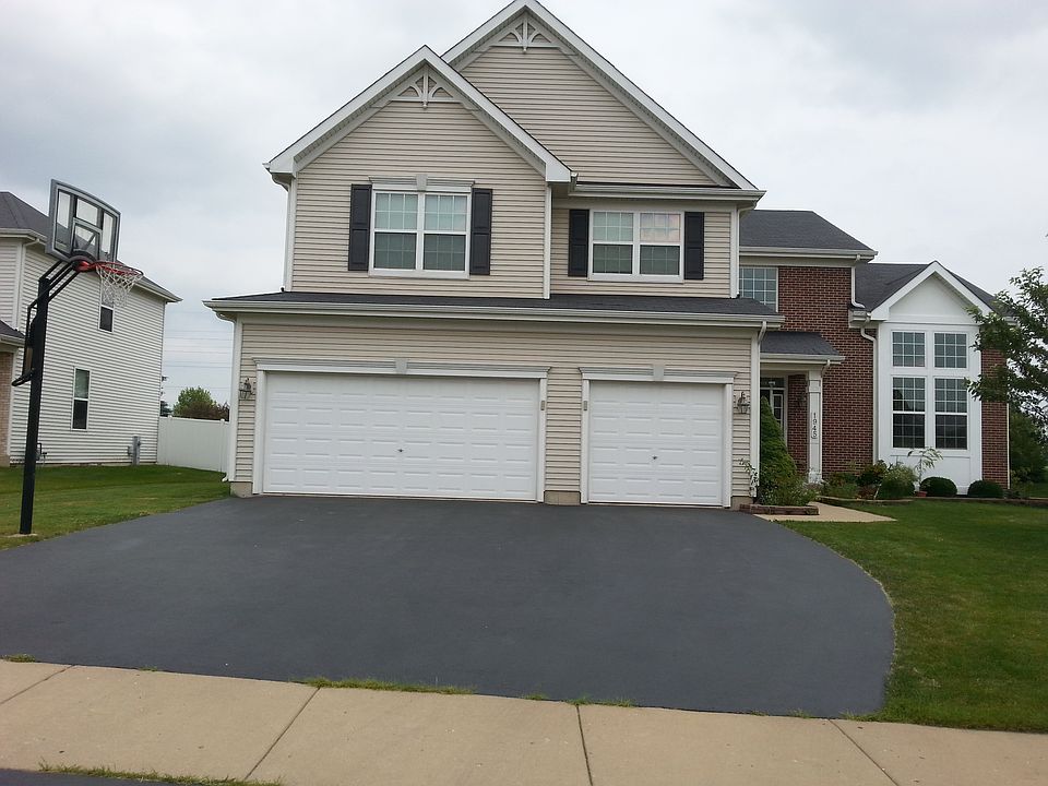 1st image of 1945 Blue Heron Cir