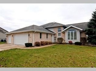 14301 W 92nd Ln, Saint John, IN 46373