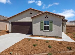 7712 Nectarsweet Dr, Riverside, CA 92507