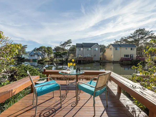 180 SE Highway 101 APT 7, Lincoln City, OR 97367
