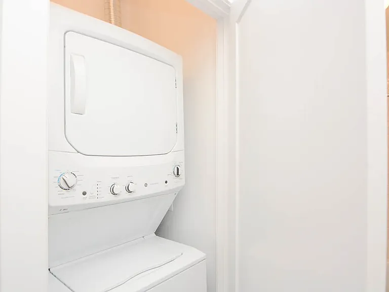 3407 W Fullerton Ave #D3 — Photo 16