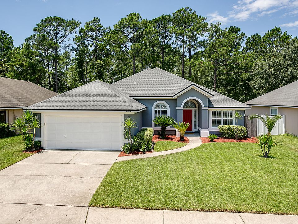 1st image of 2834 Coachman Lakes Dr