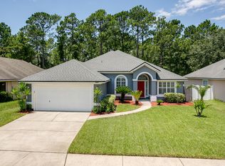 2834 Coachman Lakes Dr, Jacksonville, FL 32246