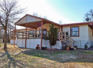 120 Salty Dog Ln, Springtown, TX 76082