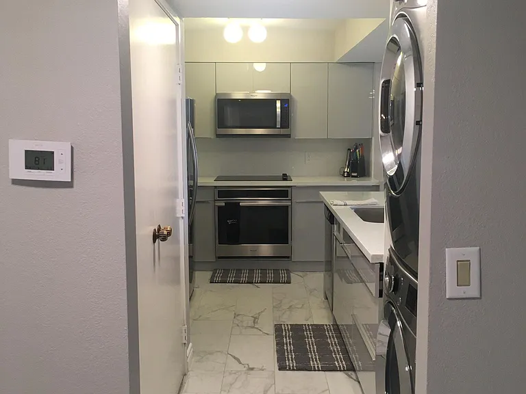 205 E Harmon Ave #503 — Photo 3