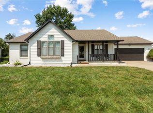 1601 Elm St, Eudora, KS 66025