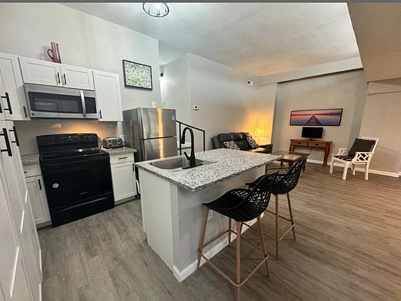 5th image of 5918 Lago Vista Way #D-32