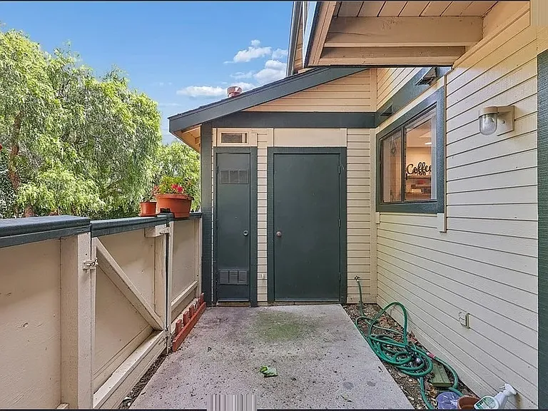 3335 Broad St — Photo 13