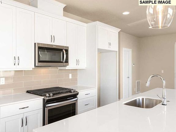 3rd image of 17105 SW Albatross Ln Lot 13