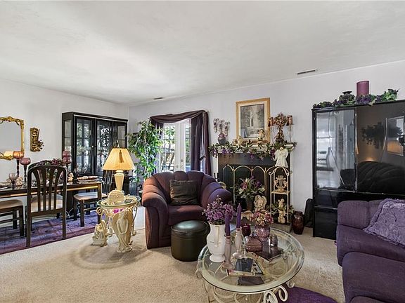 4th image of 3435 Bruin Dr