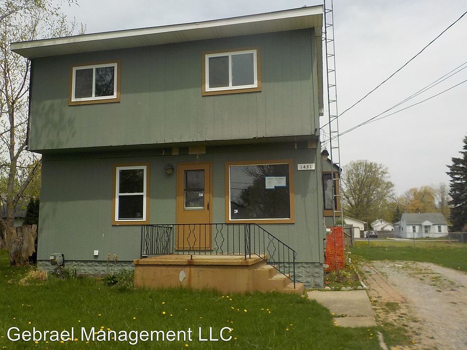 1st image of 1451 Schumacher Ave