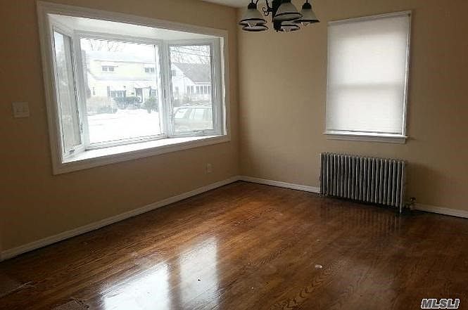 2nd image of 150 Howard Ave