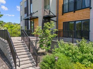 245 E Main St #4, Branford, CT 06405