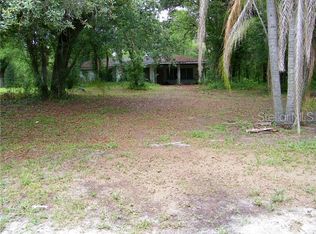 305 W Country Club Dr, Tampa, FL 33612