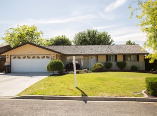 1216 S 25th Ave, Yakima, WA 98902