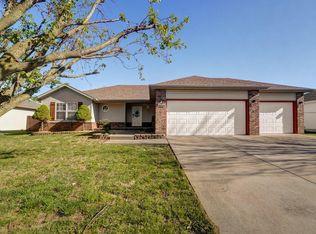 4767 W University St, Springfield, MO 65802
