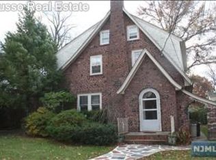 268 Griggs Ave, Teaneck, NJ 07666