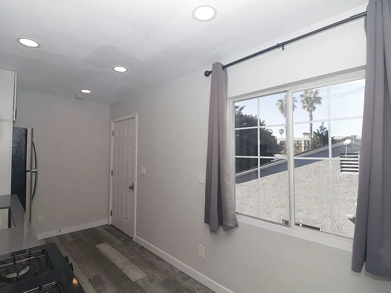 4239 Swift Ave — Photo 39