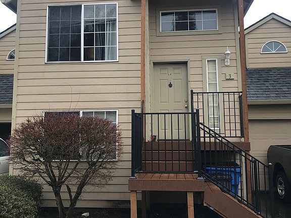 2nd image of 907 SE Park Crest Ave #21