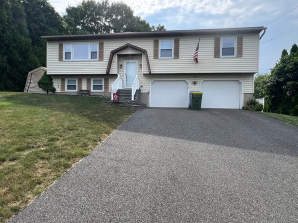 286 Juniper Ridge Drive, Waterbury, CT 06708