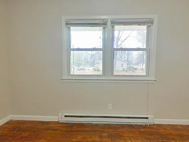 3401 Martin Ave — Photo 13