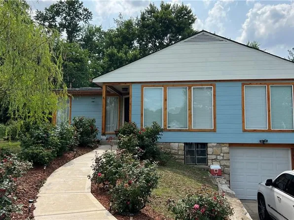 1520 N 32nd St, Kansas City, KS 66102