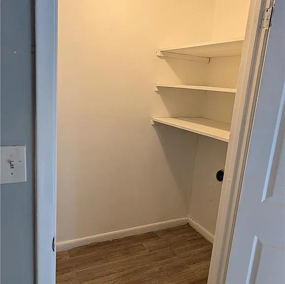 201 Peyton Pl SW — Photo 16